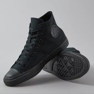 Converse Chuck Taylor All Star High-Top Sneaker Size W10 M 8 NEW IN BOX W TAGS